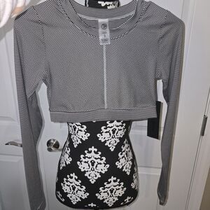 savvi FIT, Crop Long Sleeve Size S, NEW with Tags Black Stripe Elastic